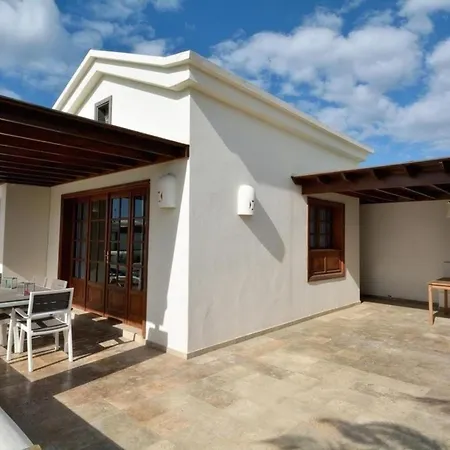 度假居 Private Mit Pool In