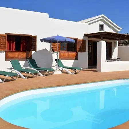 度假居 Private Mit Pool In