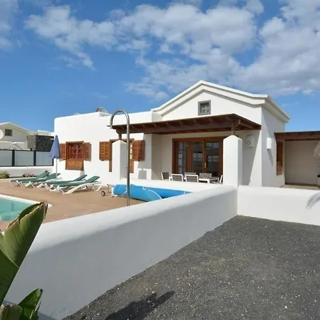 度假居 Private Mit Pool In 普拉亚布兰卡